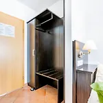 My Airport Stuttgart-airport-messe 3*