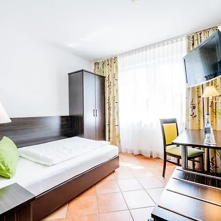 My Airport Stuttgart-airport-messe 3* Leinfelden-Echterdingen