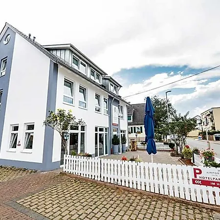 My Airport Stuttgart-airport-messe Отель 3*